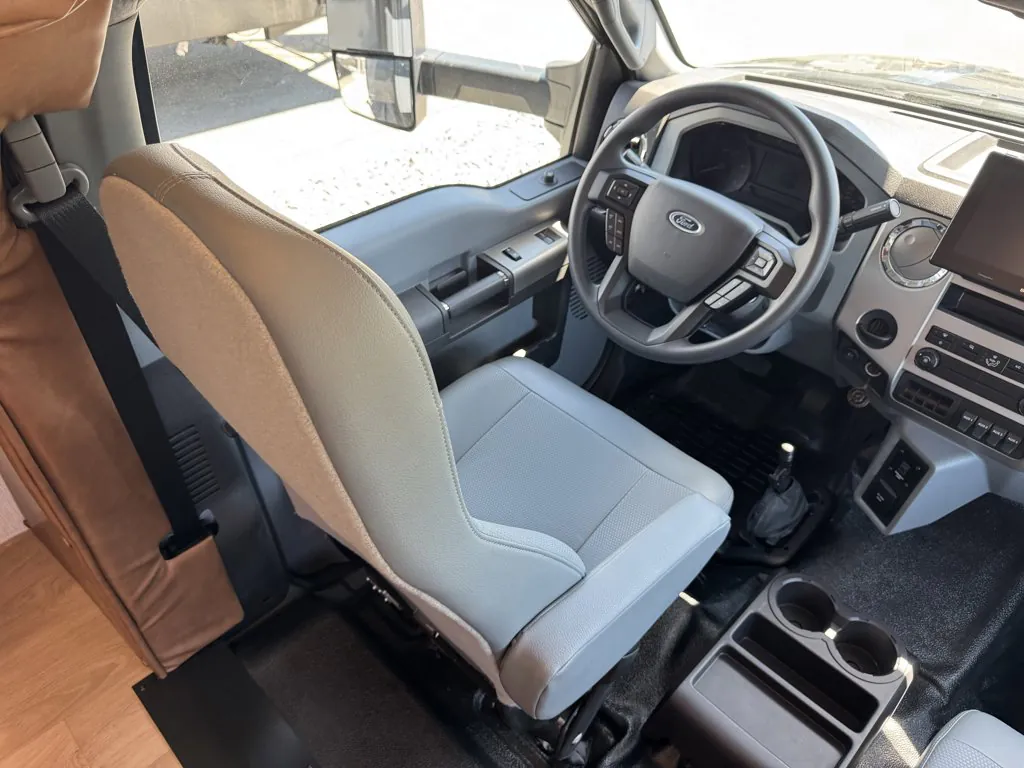 2027 Nexus Maximus 34MX, Photos photo 14