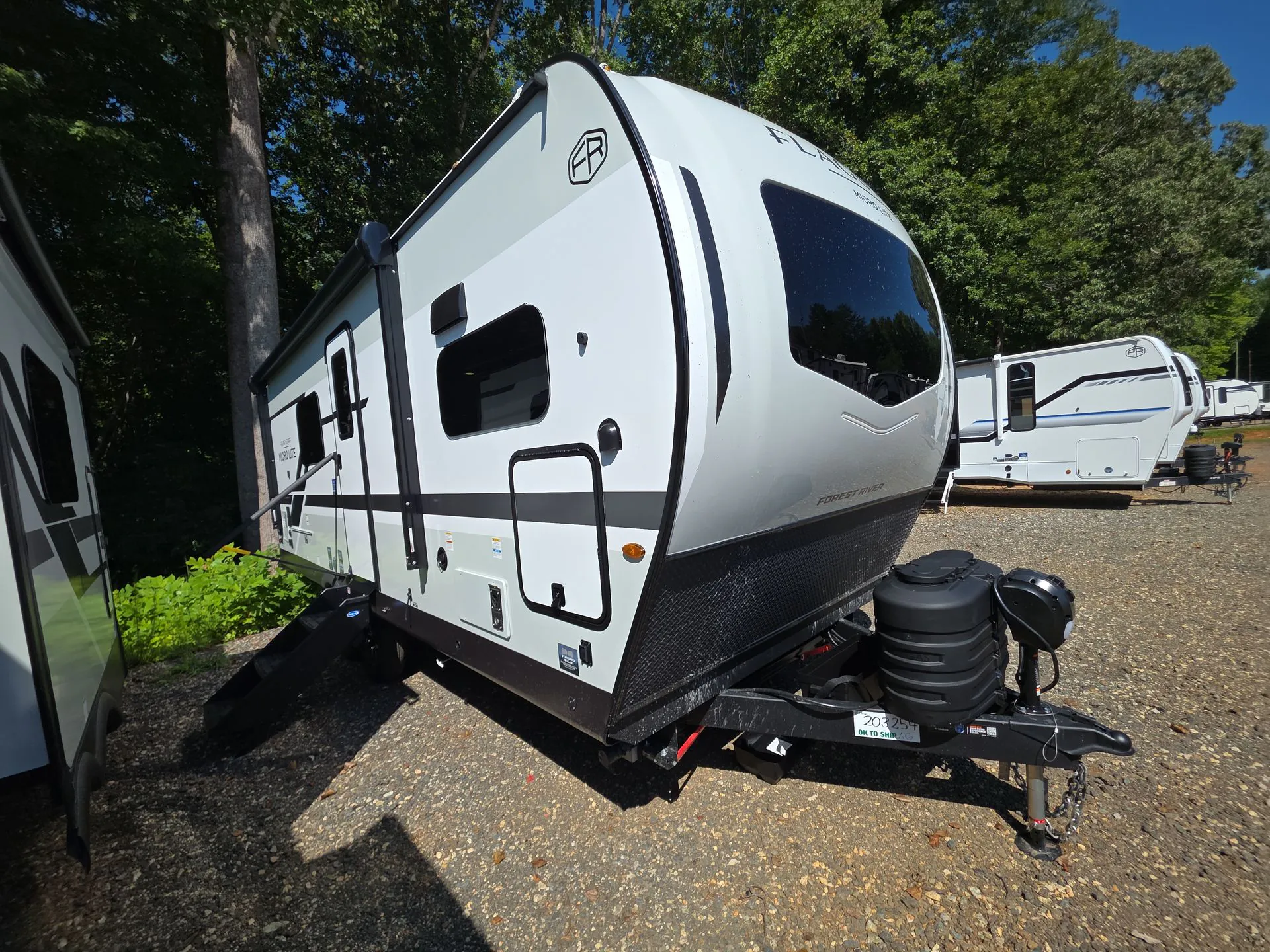2027 Forest River Flagstaff Micro Lite 25MBR - Photo 3