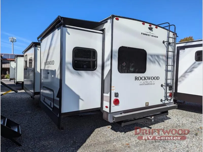 2026 Forest River Rockwood Ultra Lite 2608BS - Photo 4
