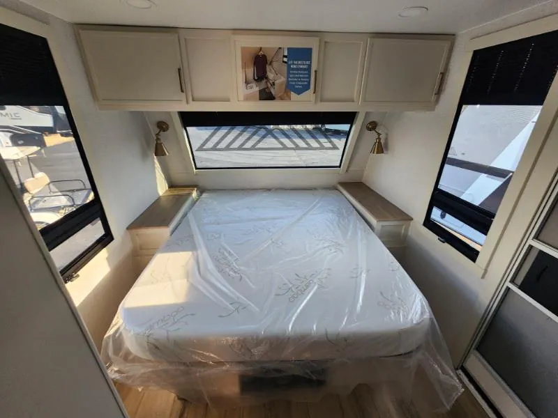 2026 Brinkley Model I 294, Photos photo 30
