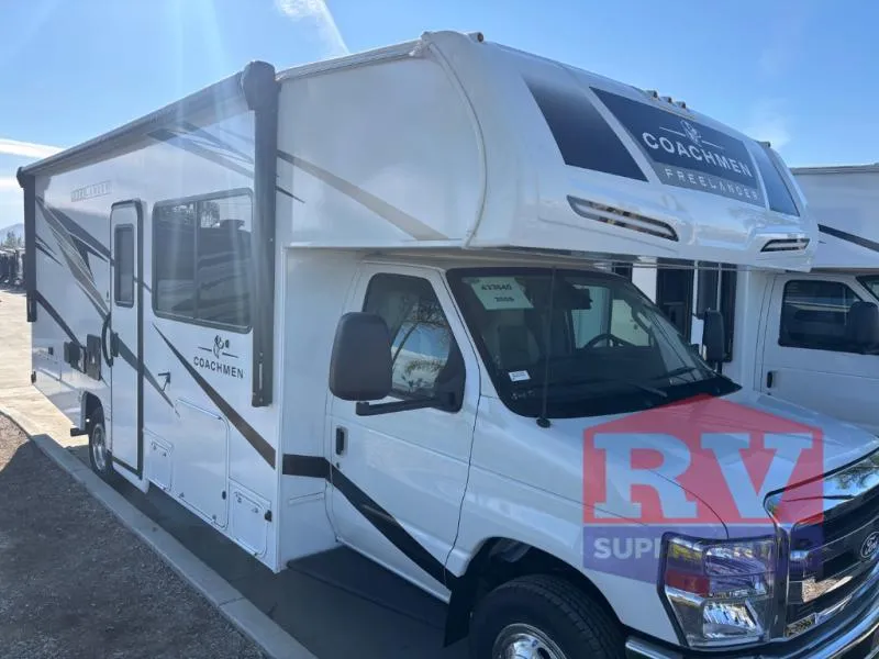 2026 Coachmen Freelander 26DS - Photo 2