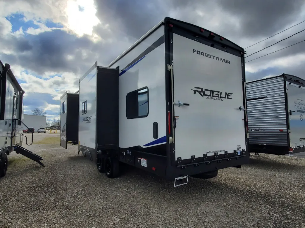 2025 Forest River Vengeance Rogue Armored 26L140, Photos photo 5