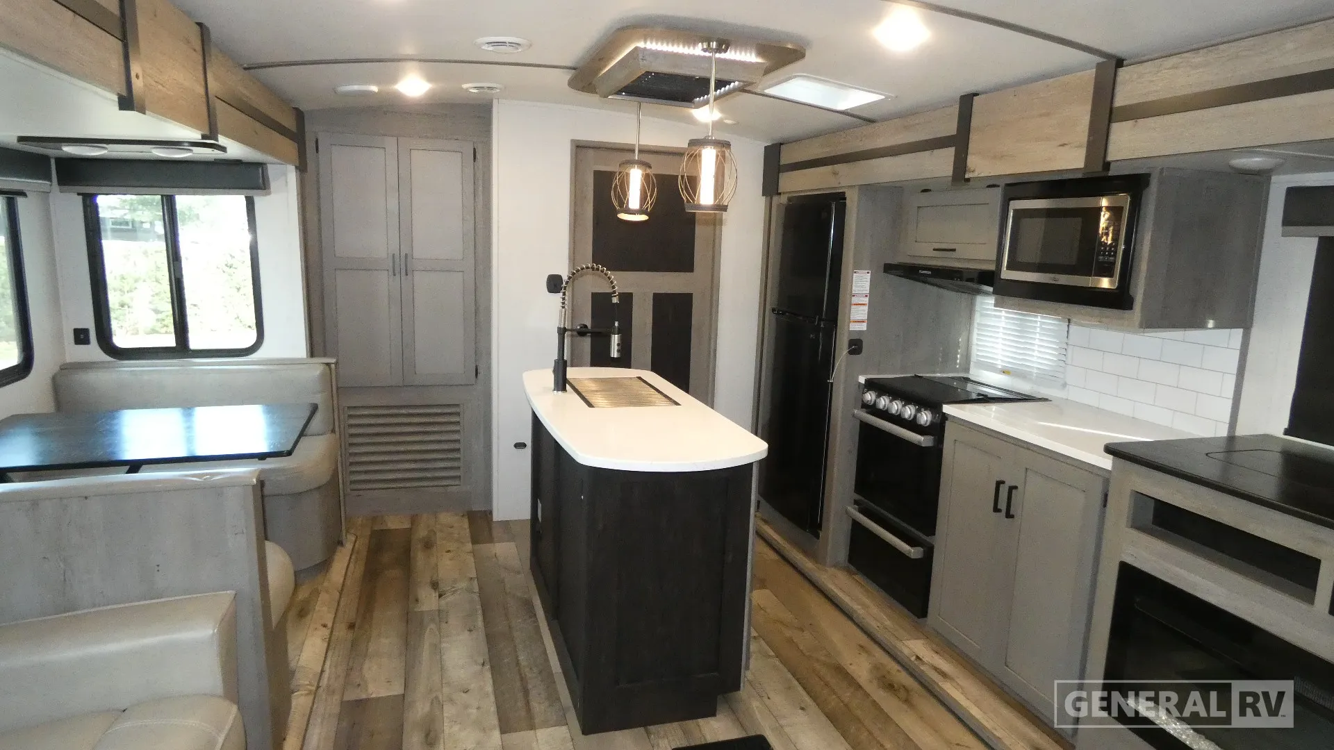2021 Keystone Outback 340BH - Photo 3