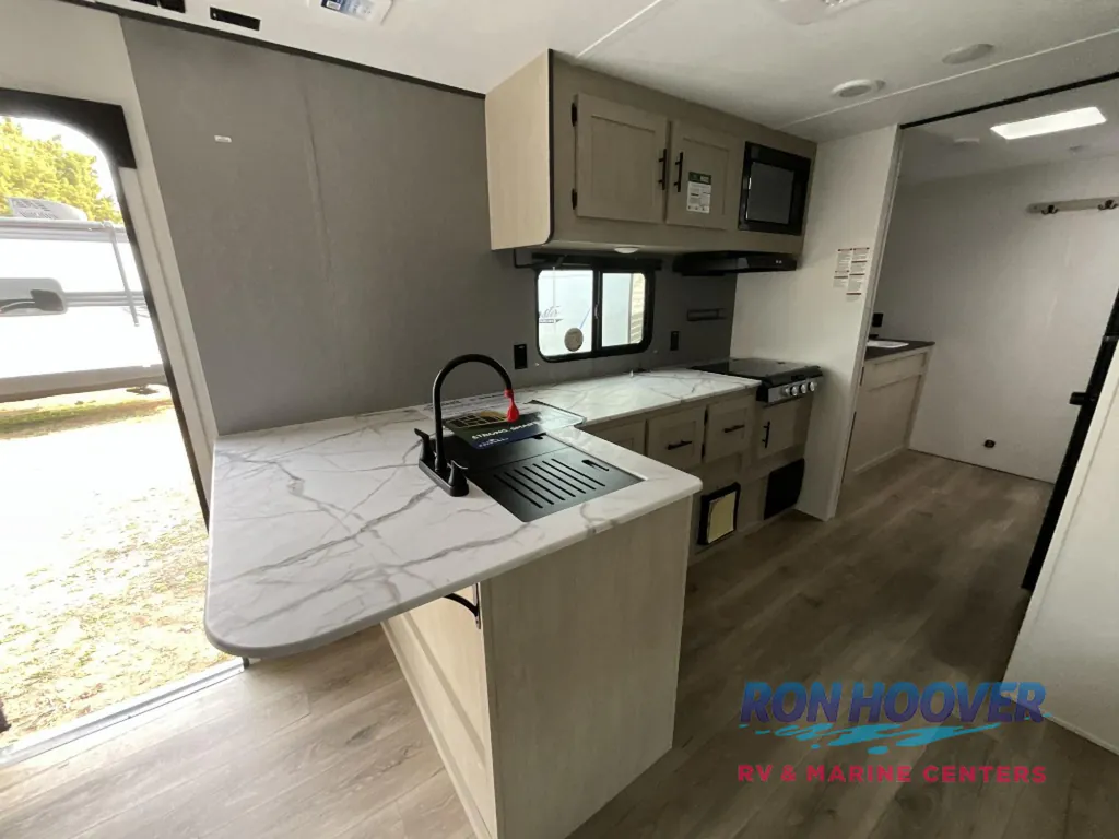 2026 Shasta RVs i-5 Edition 526RBS, Photos photo 6
