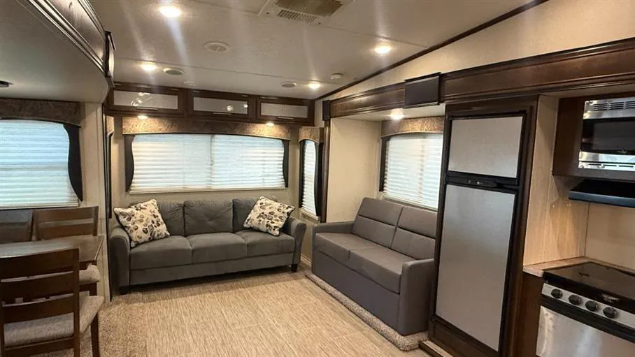 2018 Forest River Wildcat 30GT, Photos photo 10