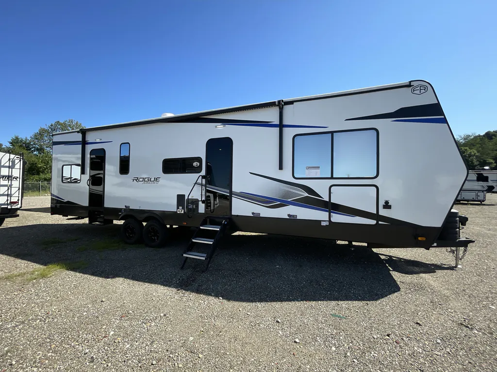 2025 Forest River Vengeance Rogue Armored 32L132, Photos photo 5