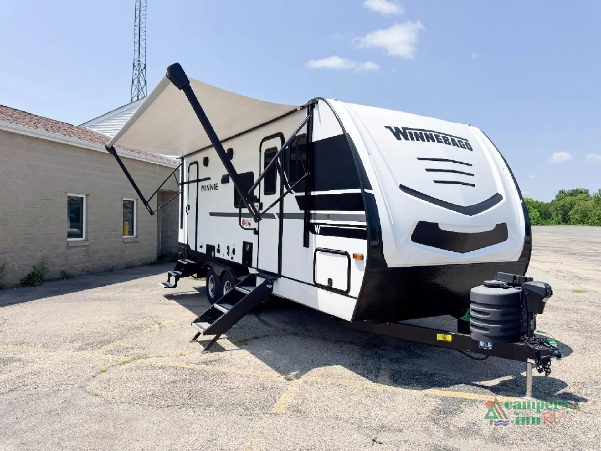2025 Winnebago Minnie 2326BH - Photo 2