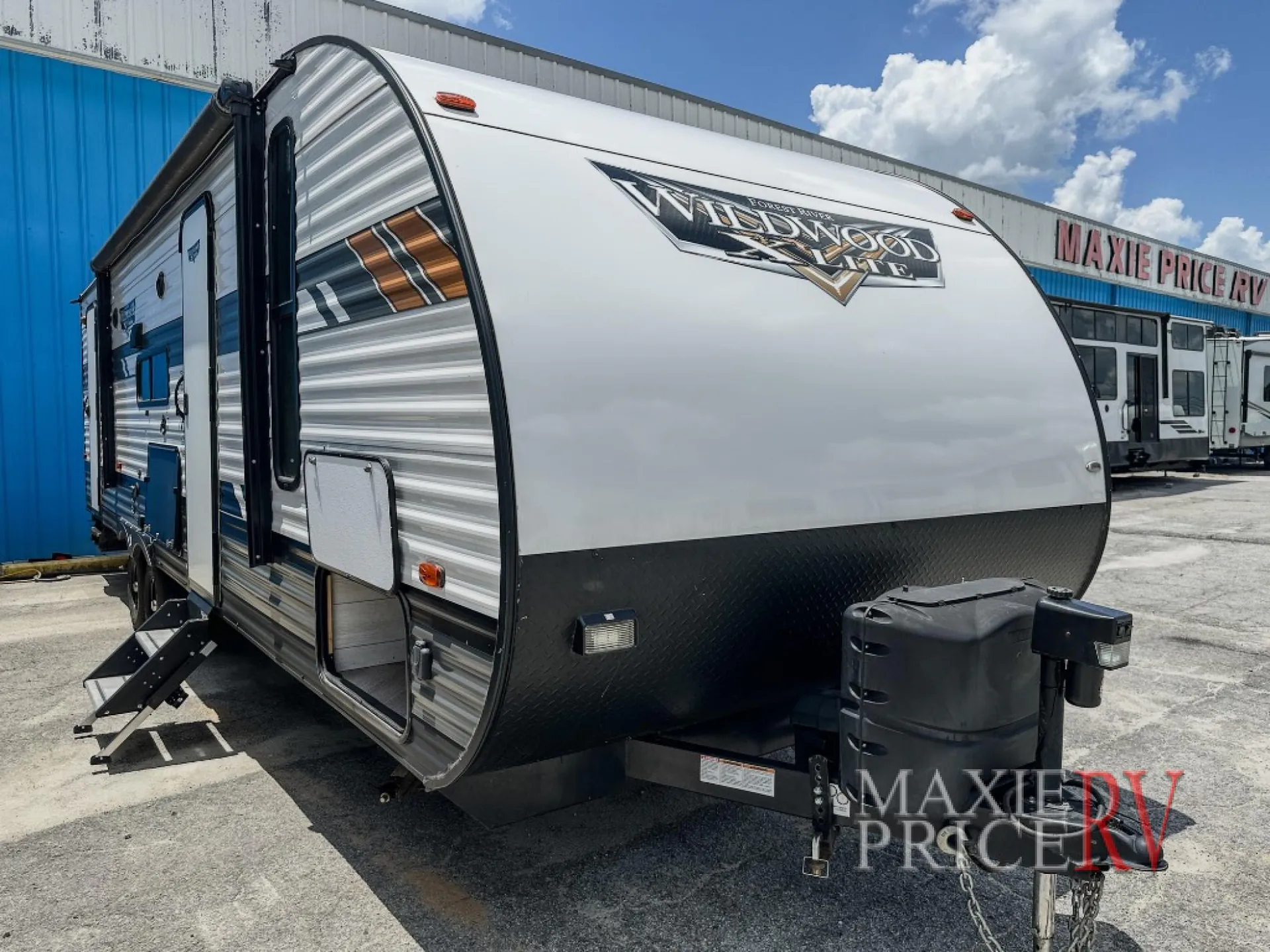 2021 Forest River Wildwood 263BHXL - Photo 2