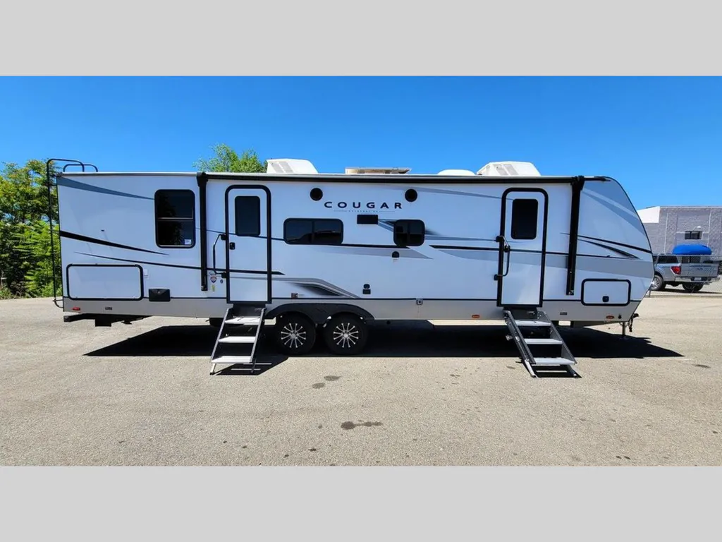 2024 Keystone RV Cougar Half-Ton 30BHS, Photos photo 5