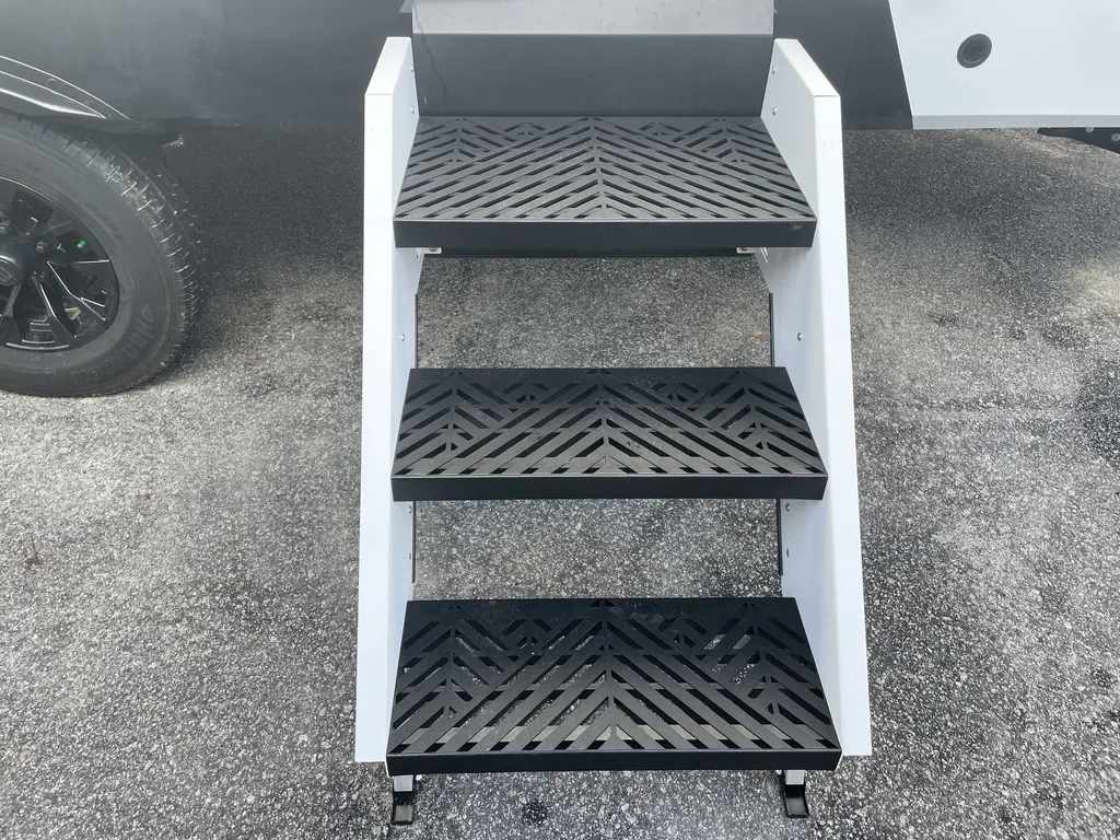 2026 Brinkley Model Ix 20X, Photos photo 8