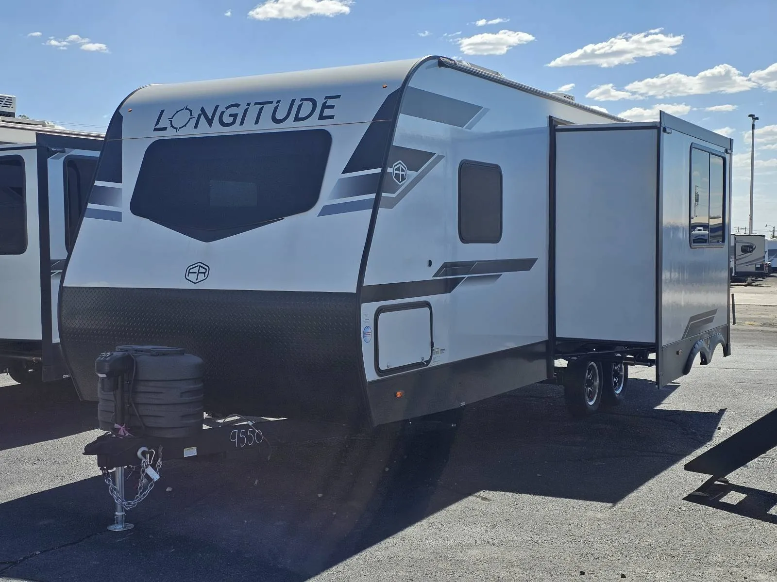 2026 East to West Longitude 255BH - Photo 3