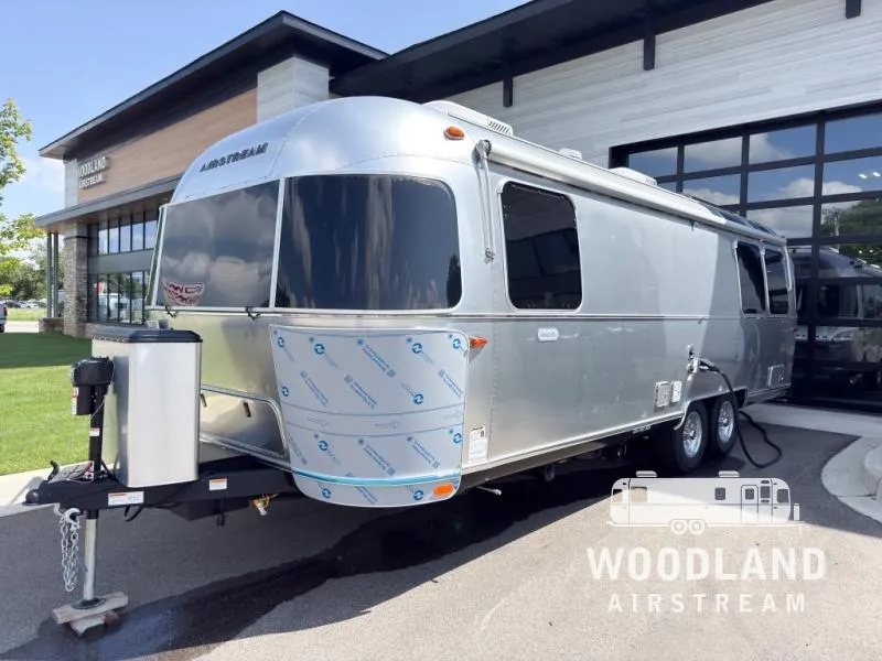 2026 Airstream Globetrotter 27FB - Photo 3
