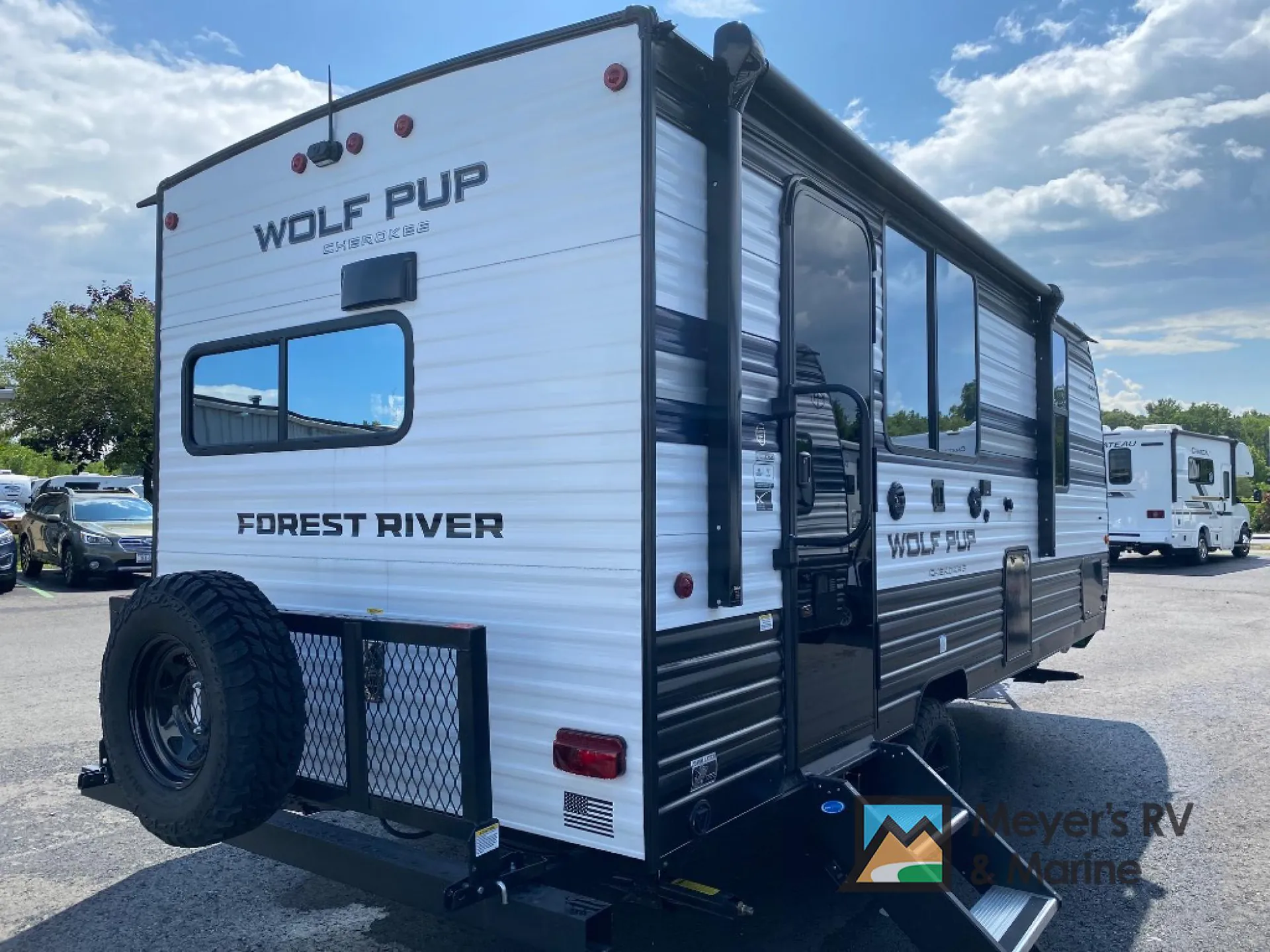 2027 Forest River Cherokee Wolf Pup 17SC — Photo 7