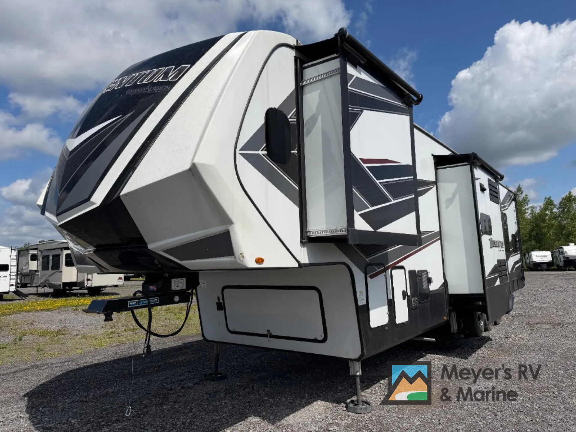 2022 Grand Design Momentum 381MS - Photo 3