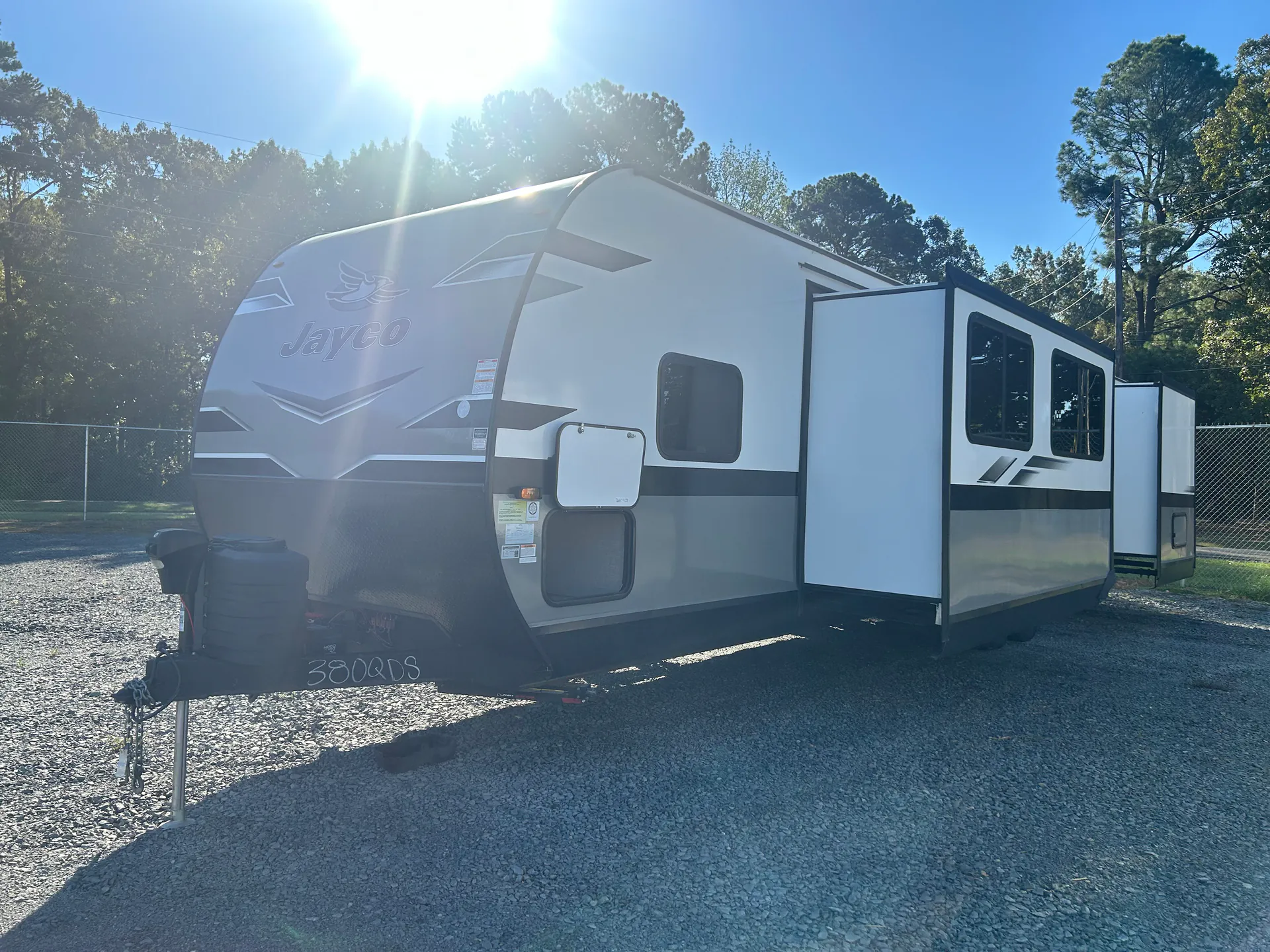 2024 Jayco Jay Flight 380DQS - Photo 3