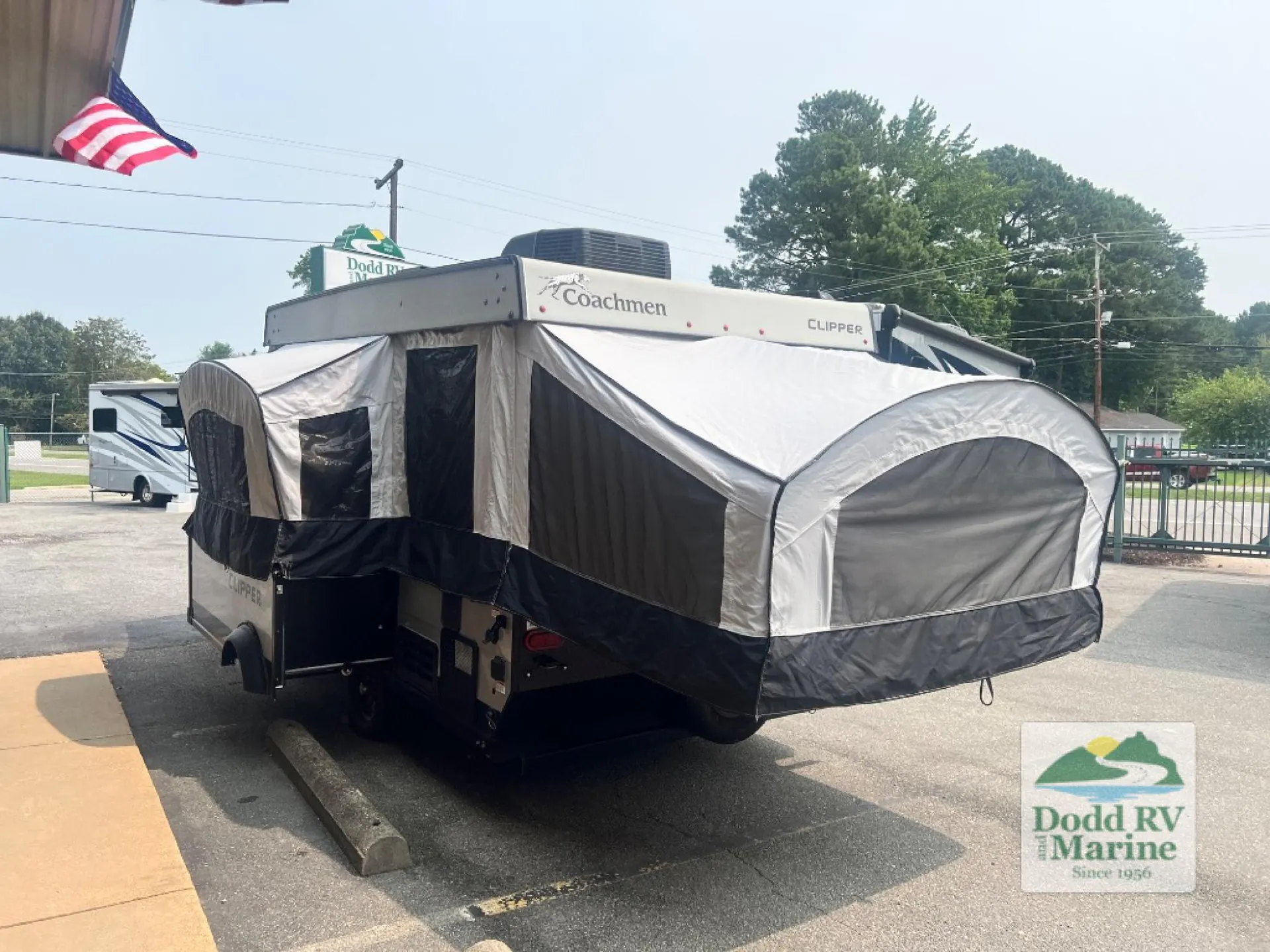 2022 Coachmen Clipper Ultra-Lite 1285SST - Photo 4
