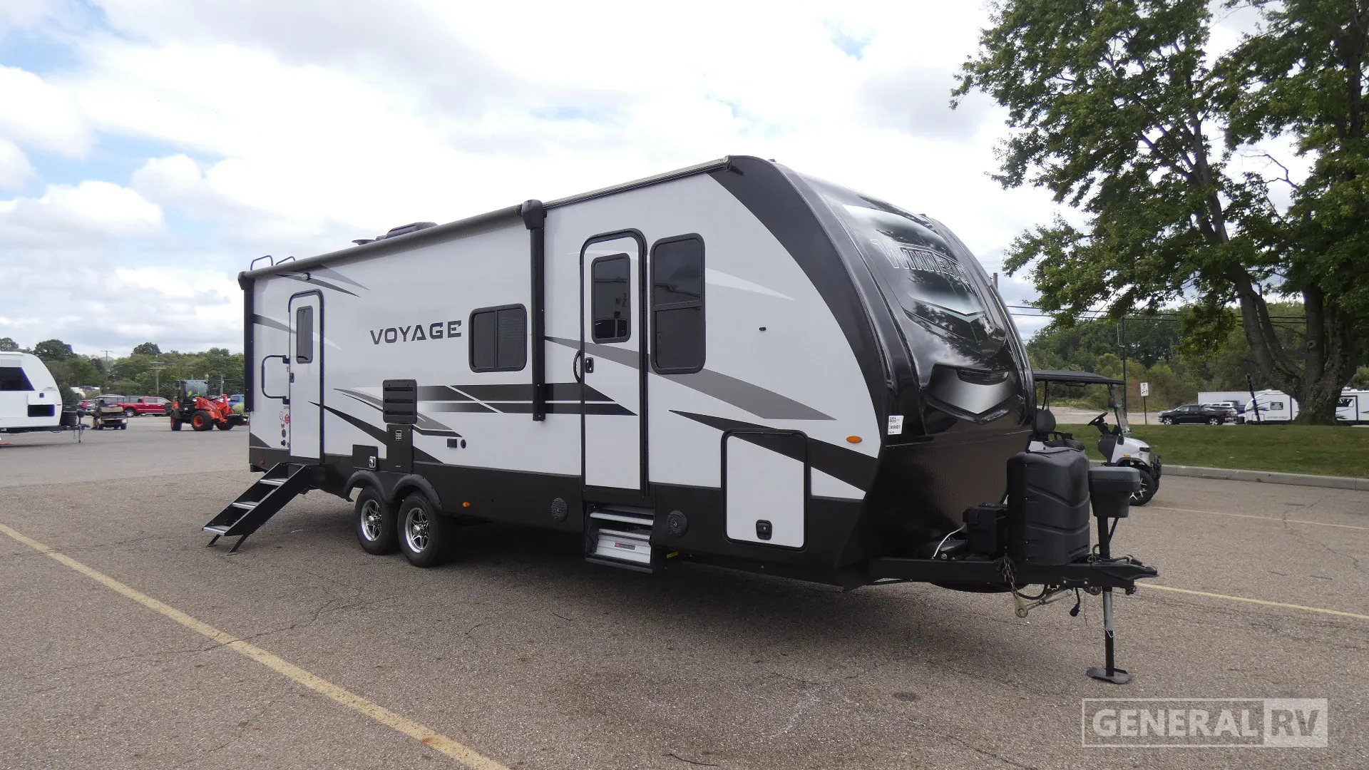 2021 Winnebago Voyage 2831RB - Photo 2