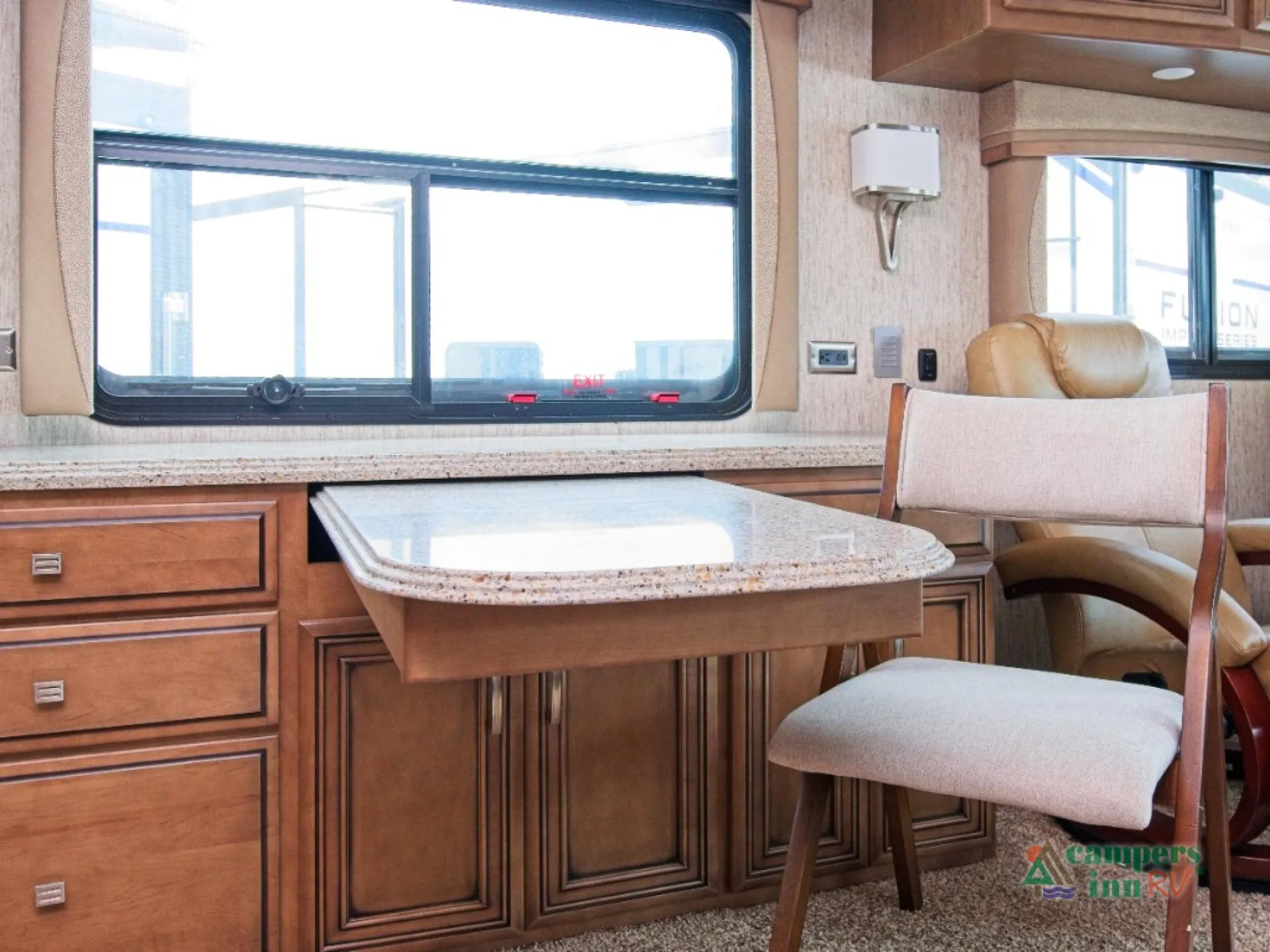 2019 Newmar Ventana 3717 - Photo 4