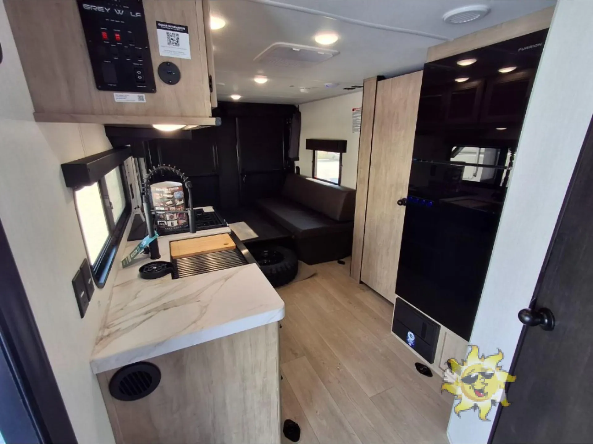 2026 Forest River Cherokee Grey Wolf 22RR - Photo 3