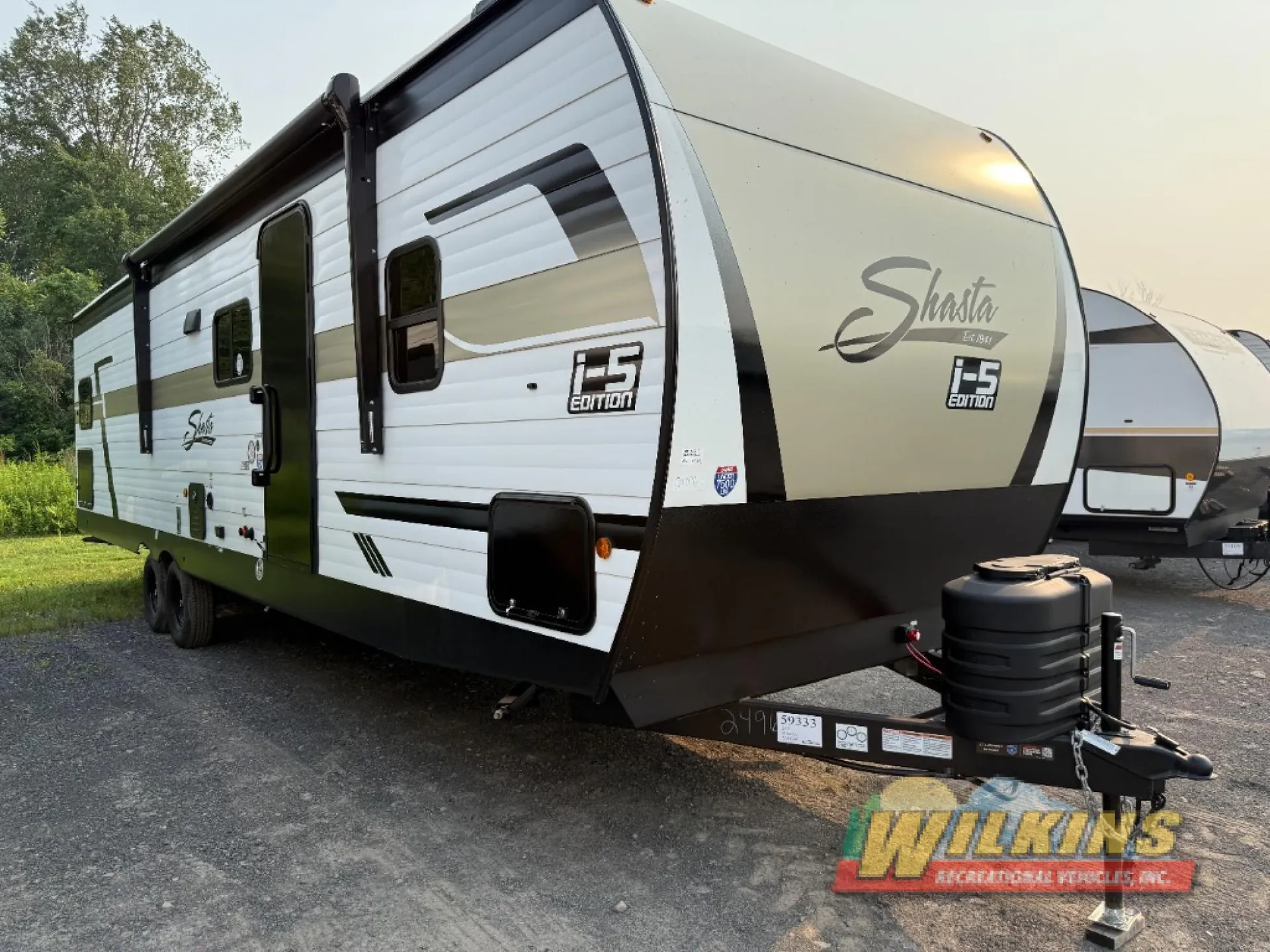 2027 Shasta RVs i-5 Edition 532BEDS