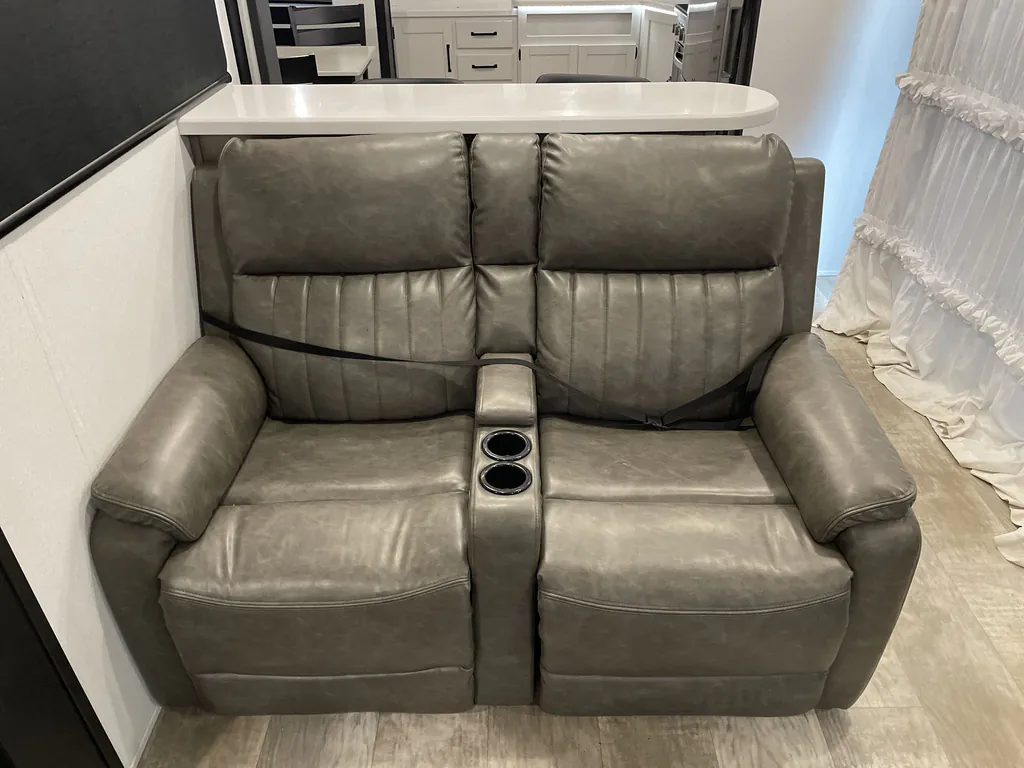 2025 Forest River Puma Vista 39FKL, Photos photo 32