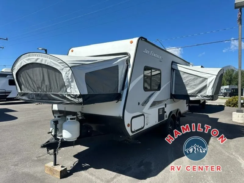 2017 Jayco Jay Feather 7 17XFD - Main photo