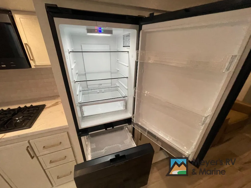 2026 Brinkley Model Ix 23X, Photos photo 15