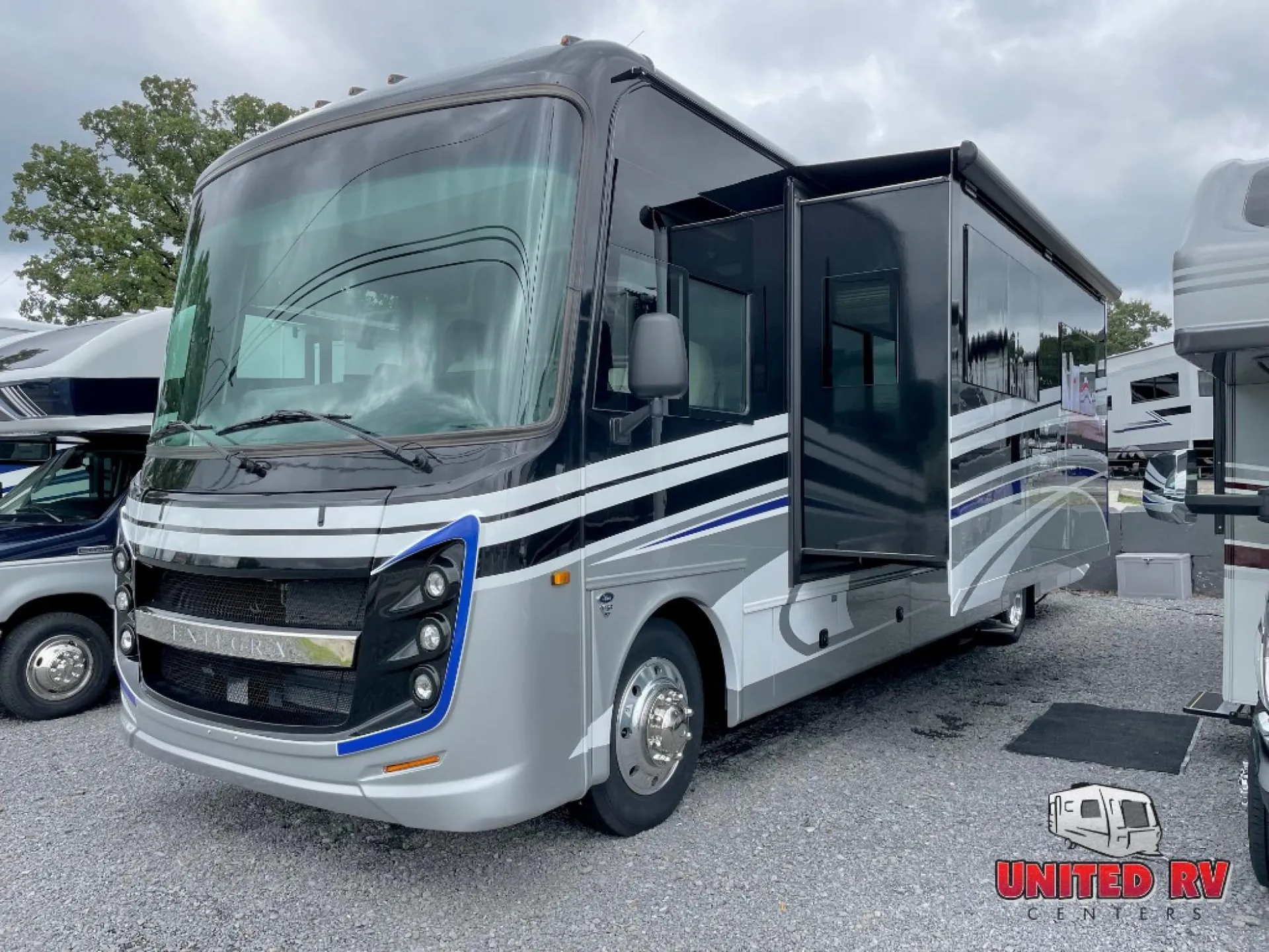 2024 Entegra Coach Emblem 36U