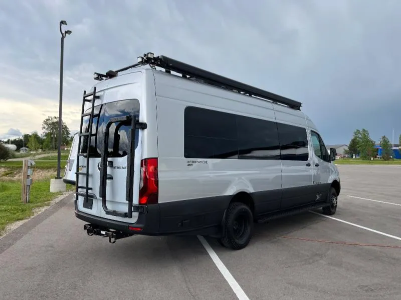 2022 Airstream Interstate 24X Used    Std. Model - Photo 3