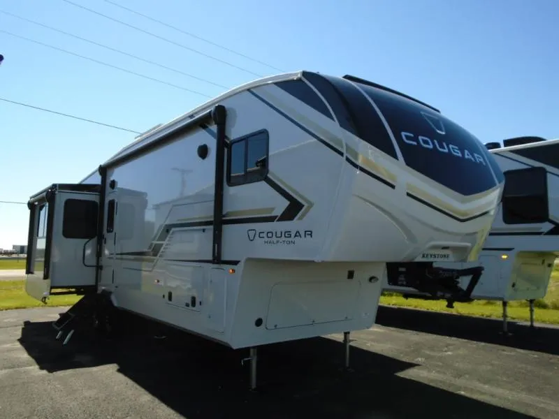 2027 Keystone RV Cougar Half-Ton 29MBD - Photo 2