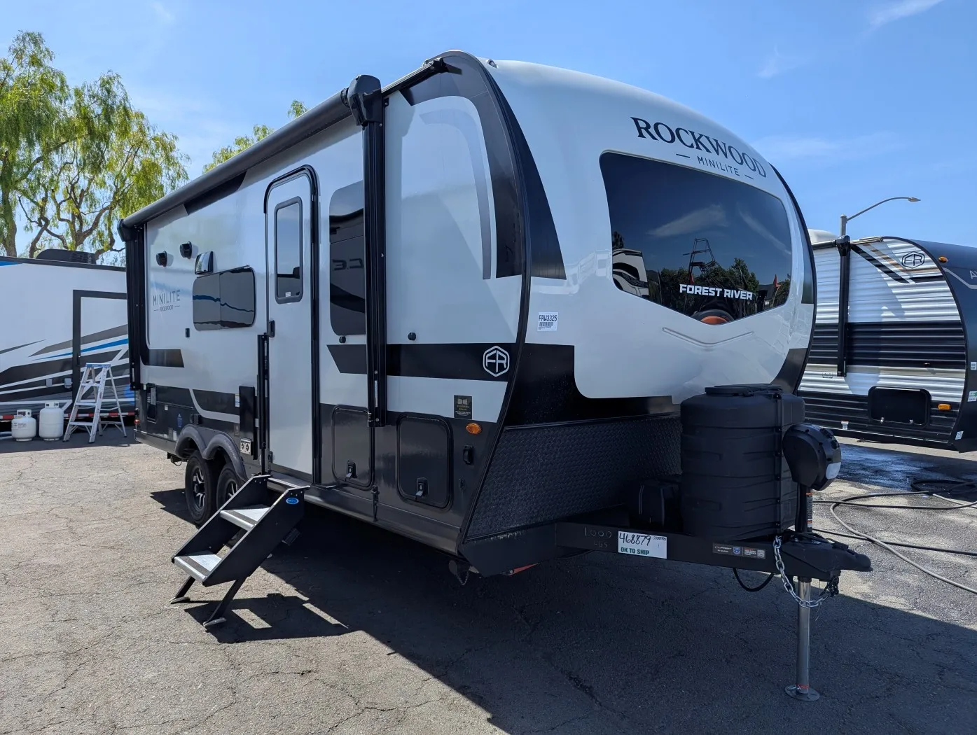 2026 Forest River Rockwood Mini Lite 2108RB - Photo 2