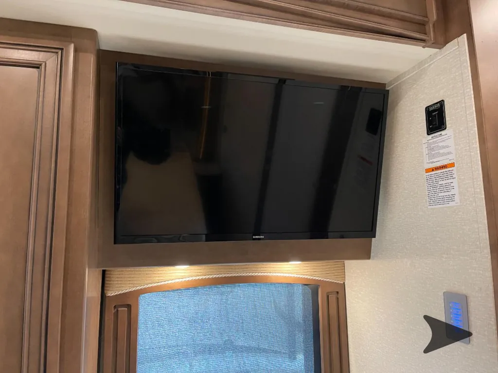 2020 Newmar Canyon Star 3929, Photos photo 30