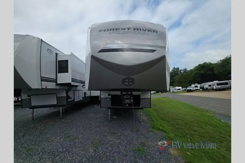 2027 Forest River Wildwood Heritage Glen 380WDR - Photo 4
