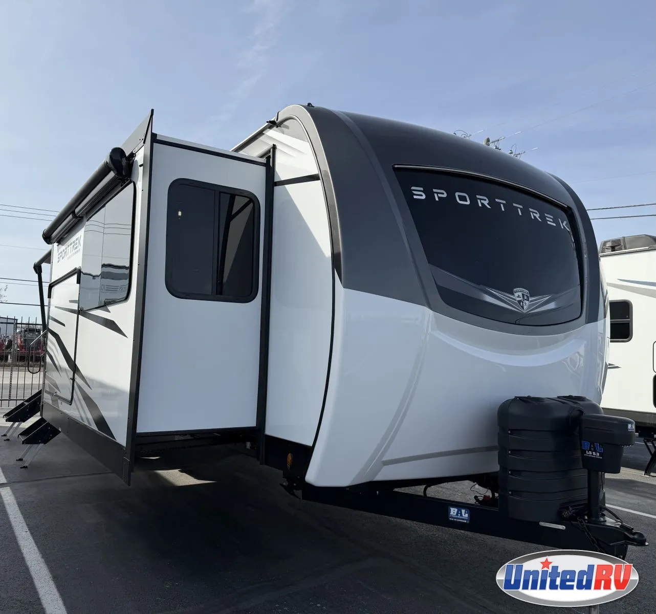 2027 VENTURE RV SPORTTREK TOURING 343VIB - Photo 4