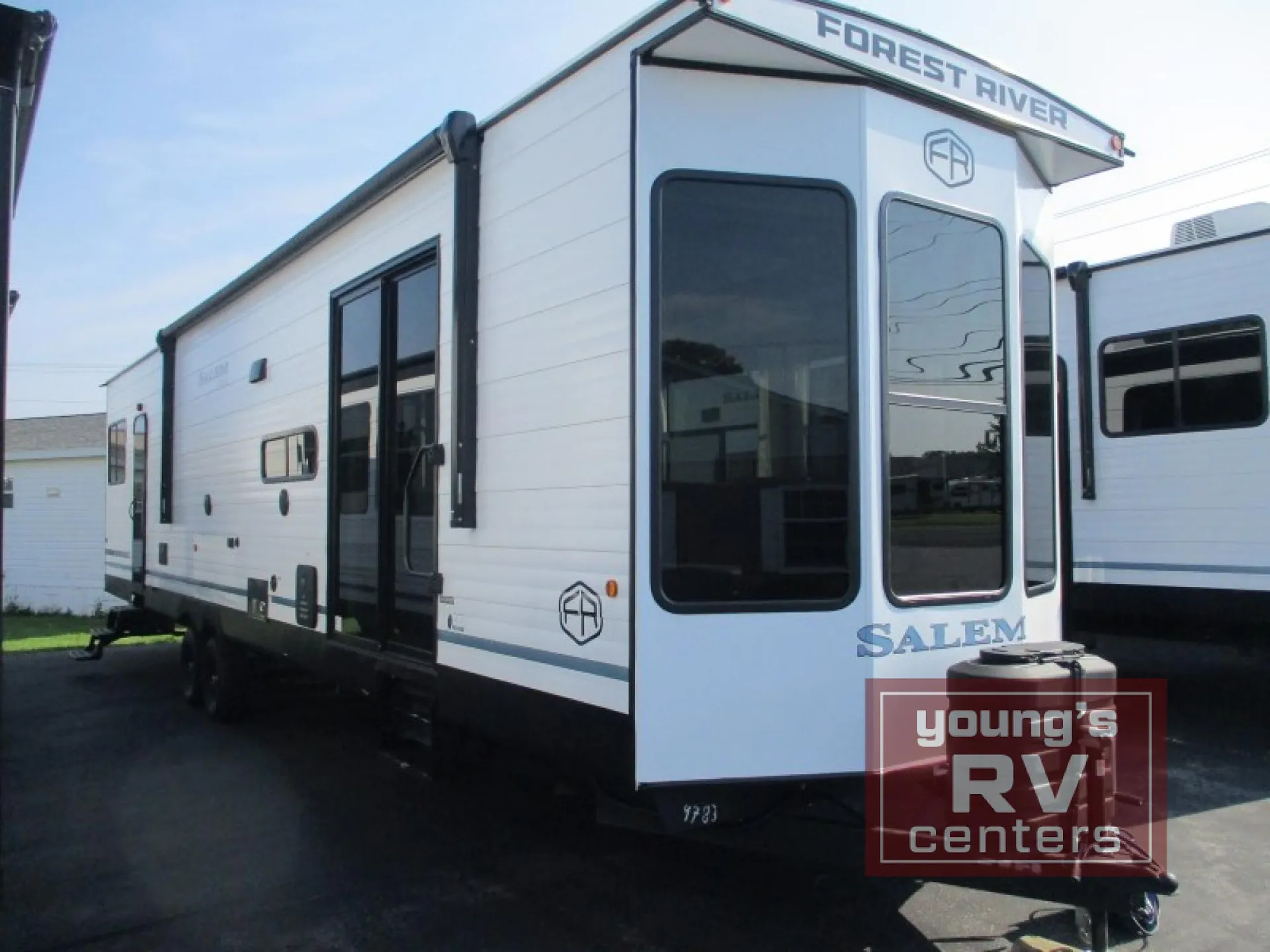2026 Forest River Salem Villa Series 40FDEN - Photo 3