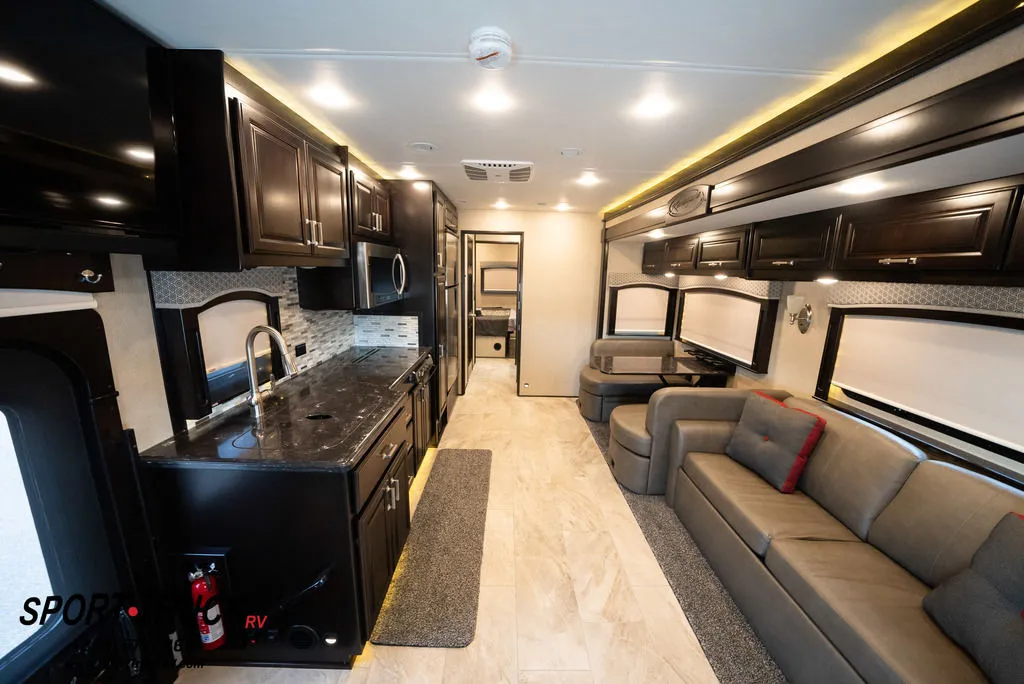2019 Renegade Classic 37CTS - Photo 2