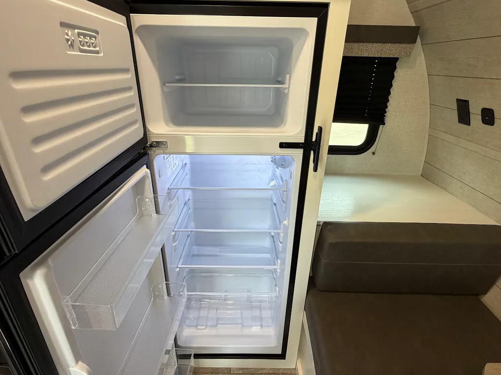 2026 Venture RV Sienna Lite SA140VFD, Photos photo 13