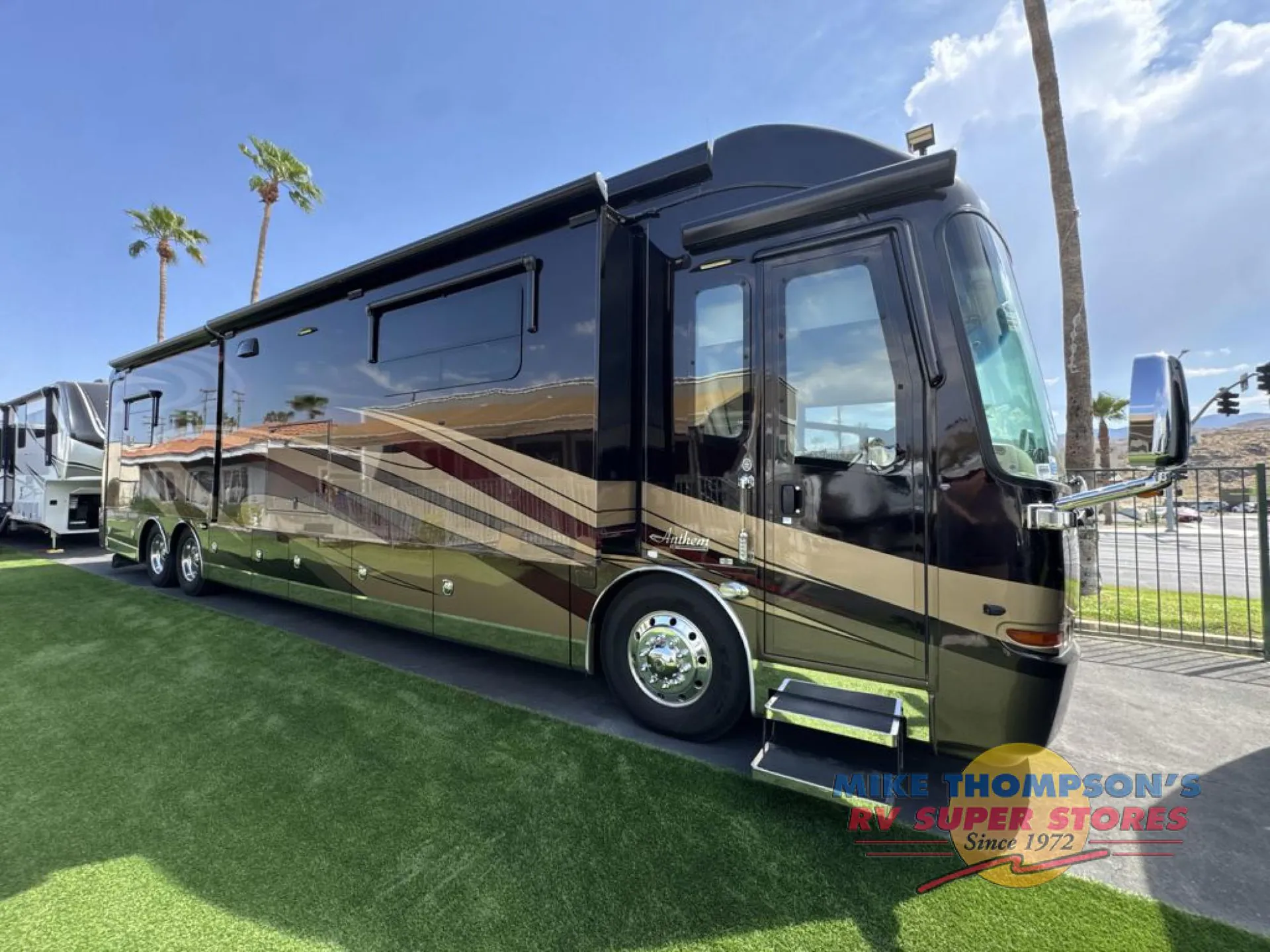 2015 Entegra Coach Anthem 44B - Photo 2