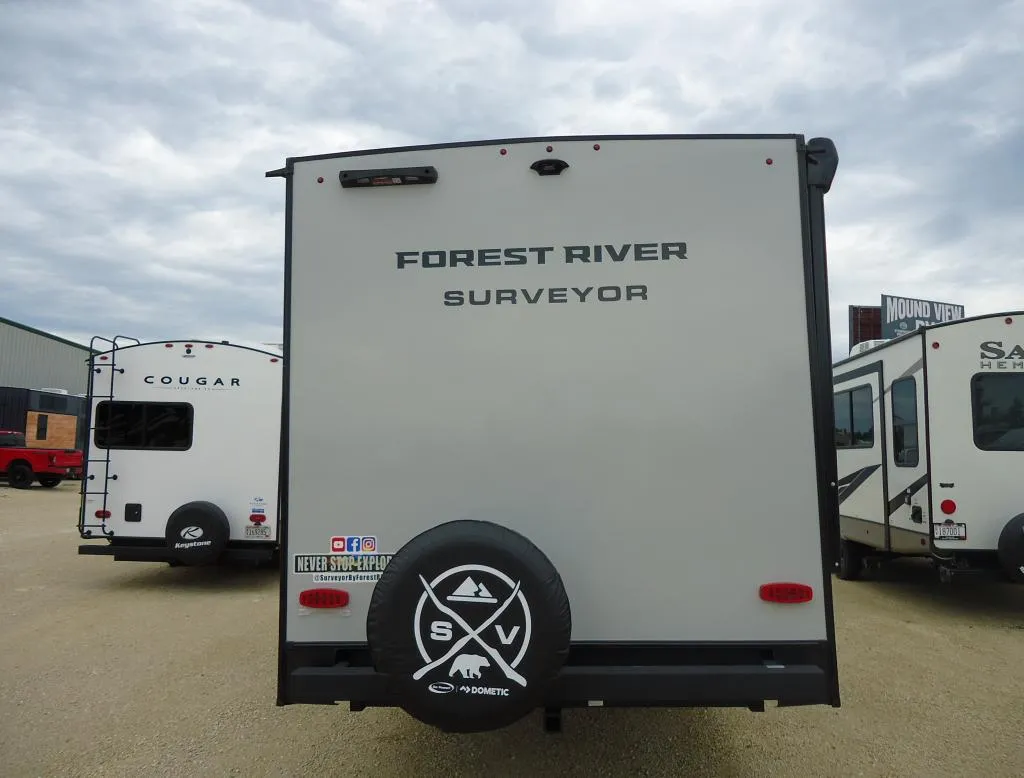 2026 FOREST RIVER Suveyor 19BHLE - Photo 4
