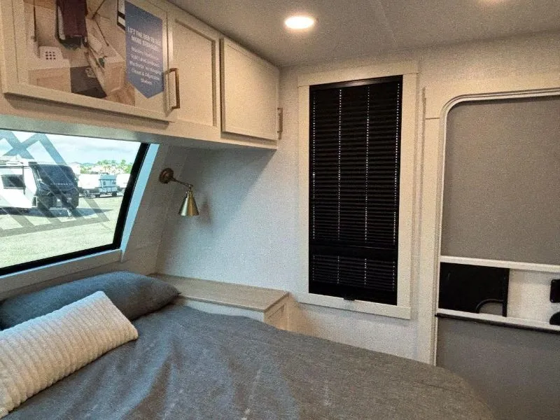2026 Brinkley Model I 294, Photos photo 25