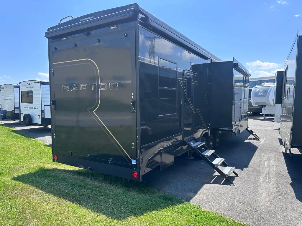 2026 Keystone Raptor 433, Photos photo 15