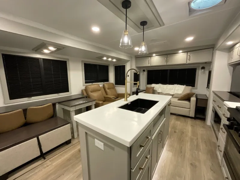 2026 Brinkley Model Z AIR 297, Photos photo 9