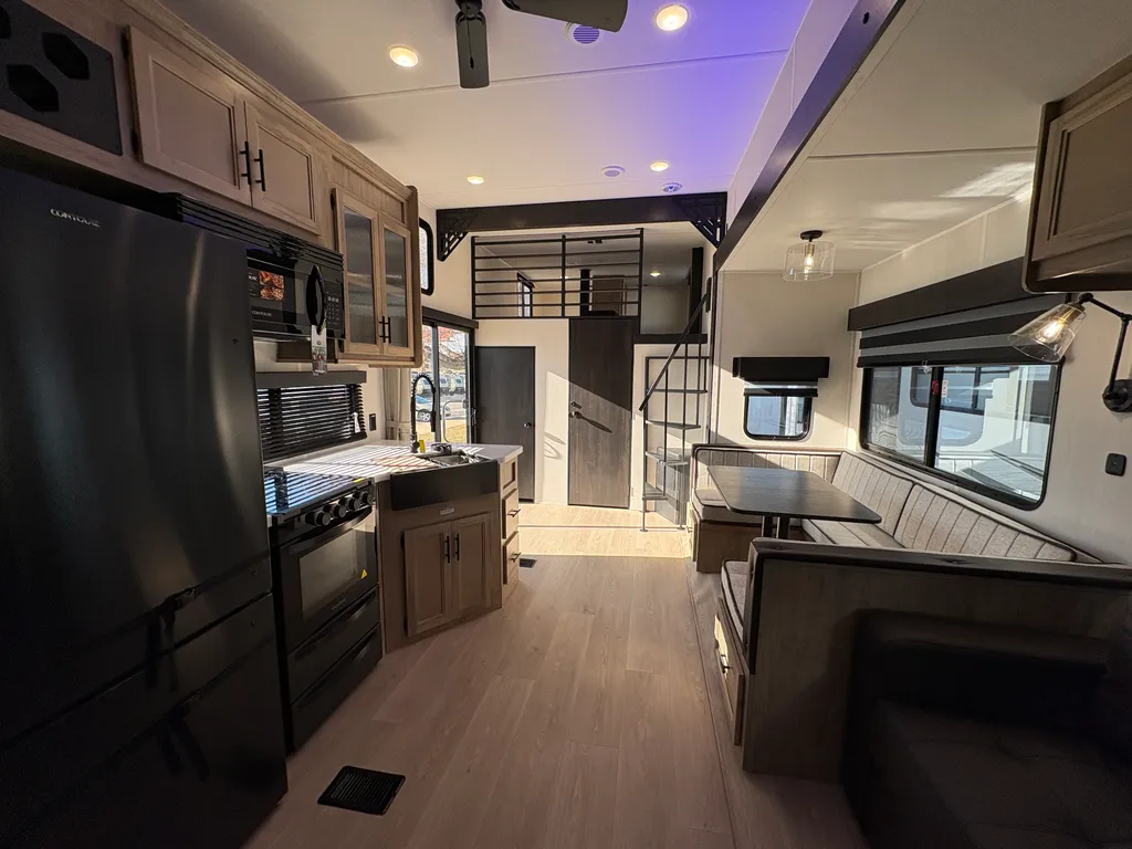 2026 Forest River Cherokee Timberwolf 39DC, Photos photo 6