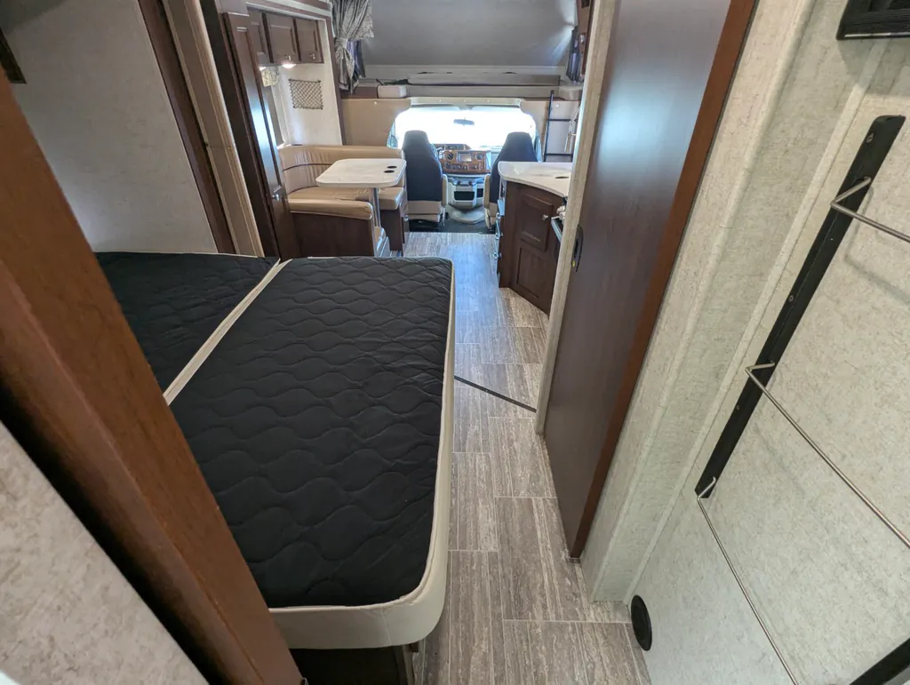 2018 Forest River Forester 2421MS, Photos photo 36