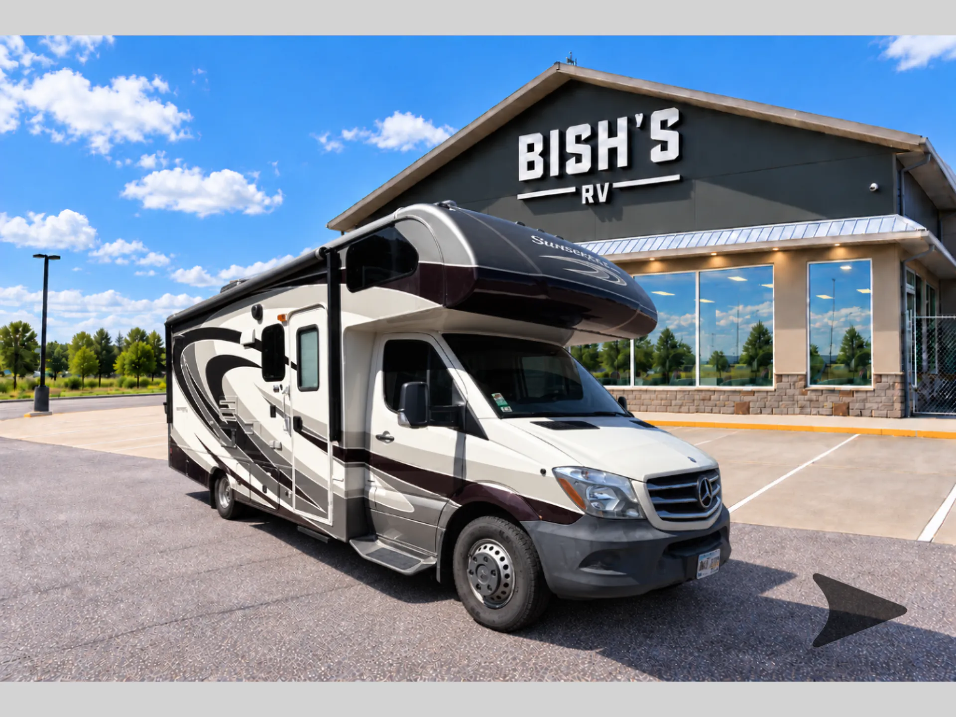 2015 Forest River Sunseeker MBS 2400W - Photo 2