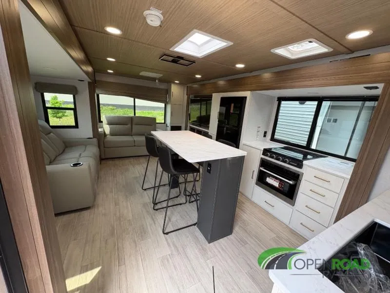 2026 Forest River Vibe 2800RL - Photo 3