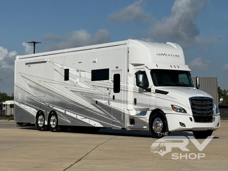 2027 ShowHauler Adventure A45BB - Photo 2