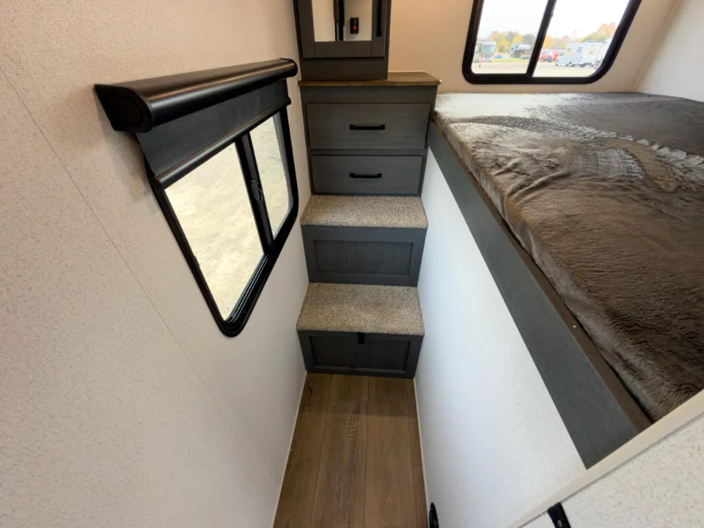 2027 Forest River Solaire 3150TBSS, Photos photo 19