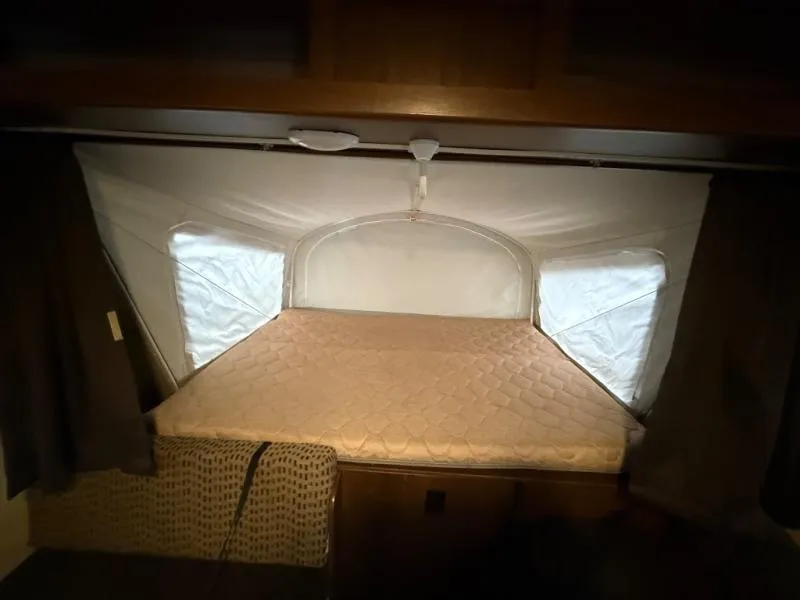 2015 Jayco Jay Feather Ultra Lite 17Z - Photo 3