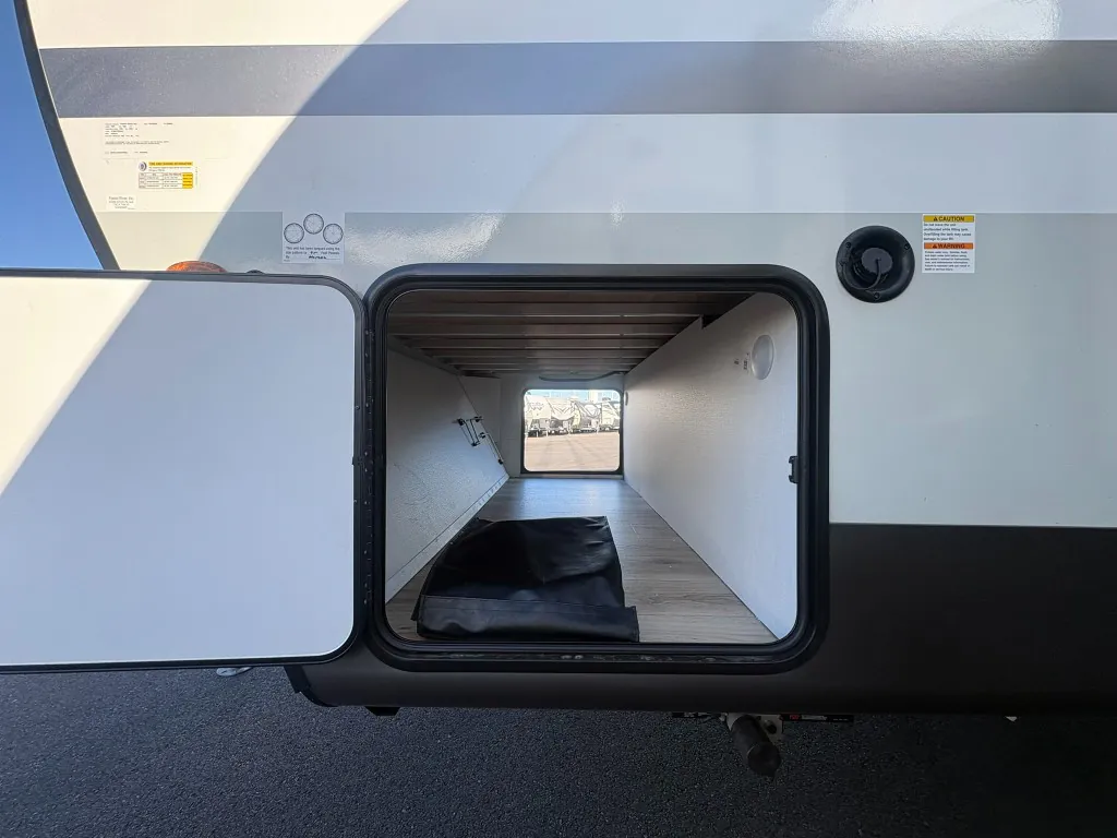 2027 Forest River Flagstaff Micro Lite 25SRB, Photos photo 10